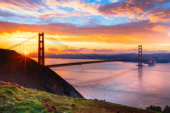 Golden Gate Sunrise Glow