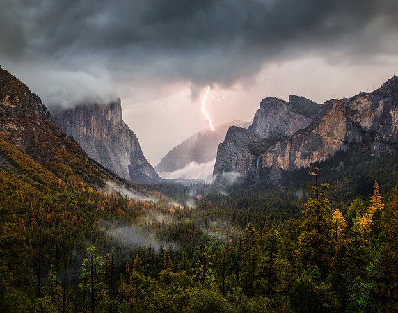 Yosemite National Park Light Show